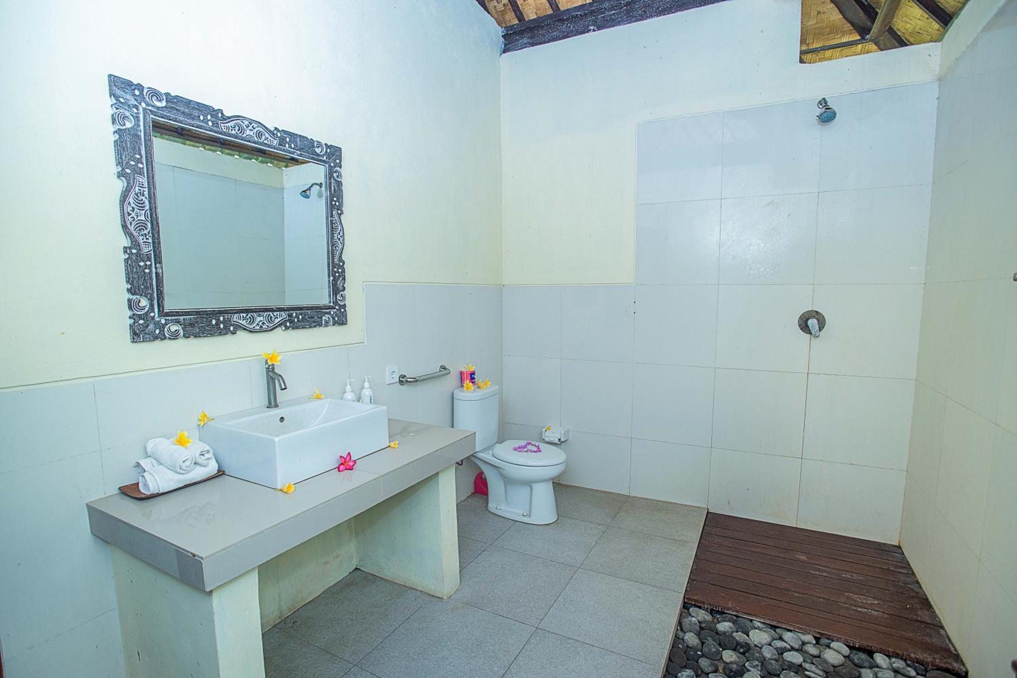 Hotel D'Muncuk Huts Lembongan Exterior foto